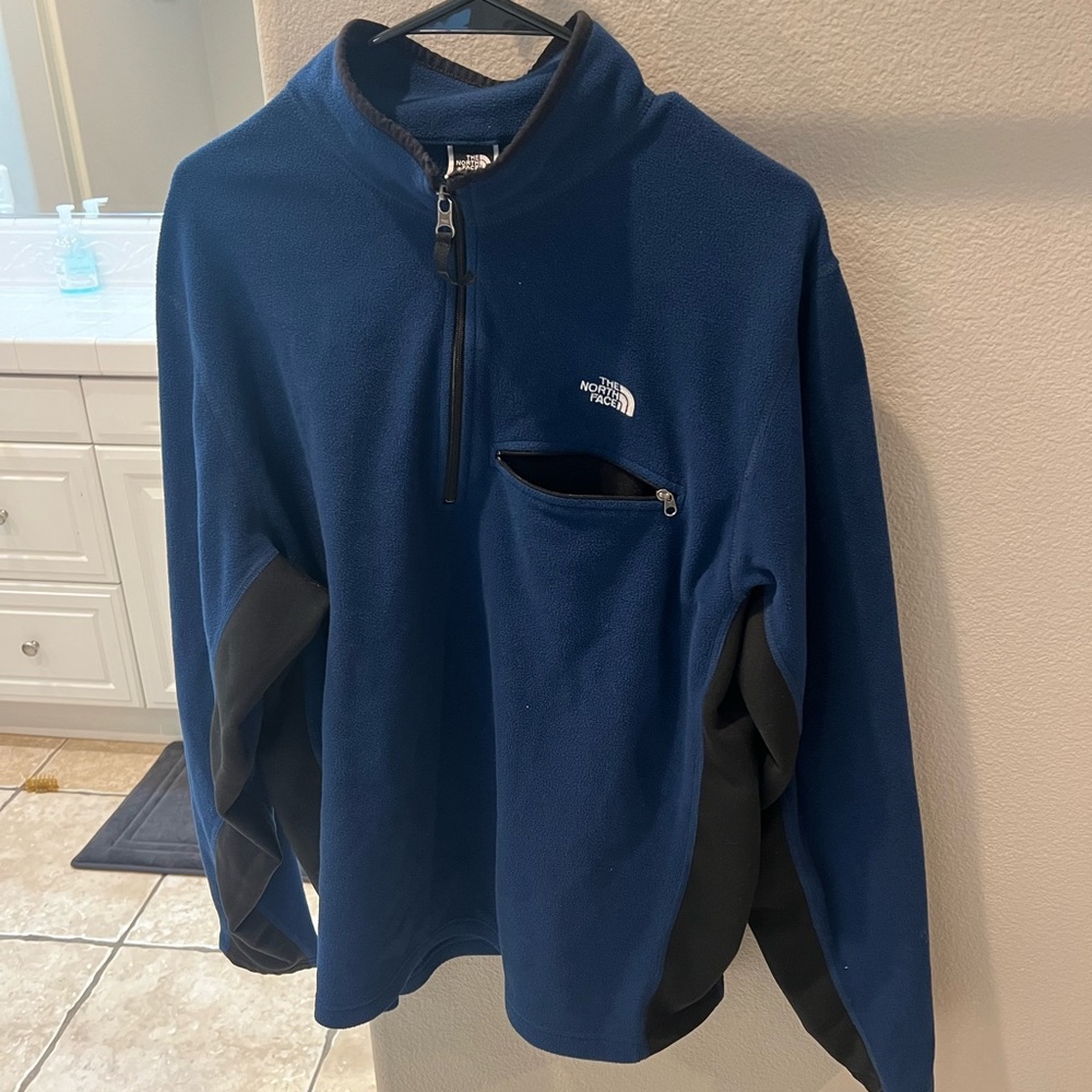 Men’s XL dark blue and black fleece north face